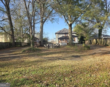 402 Meriwether Street - Photo Thumbnail 35