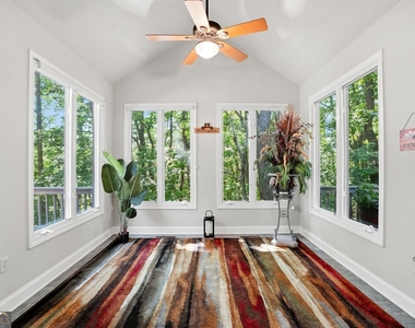 1279 Quail Cove Drive - Photo Thumbnail 10