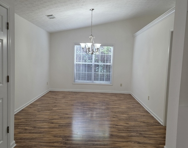 4585 Brook Farms Court - Photo Thumbnail 8