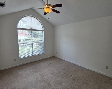 4585 Brook Farms Court - Photo Thumbnail 14