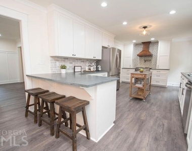 185 Chimney Springs Road - Photo Thumbnail 16