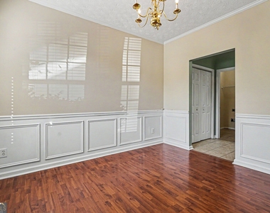 375 Clairidge Lane - Photo Thumbnail 9