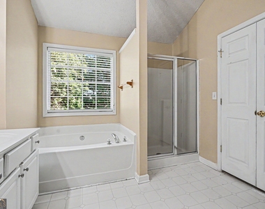 375 Clairidge Lane - Photo Thumbnail 16