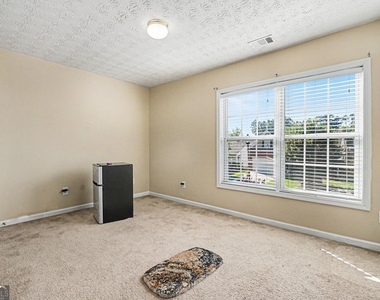 375 Clairidge Lane - Photo Thumbnail 22