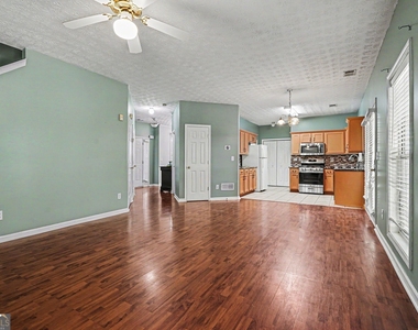 375 Clairidge Lane - Photo Thumbnail 5