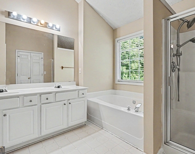 375 Clairidge Lane - Photo Thumbnail 15