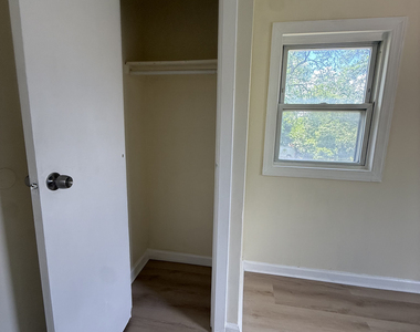 192-3 120th Avenue - Photo Thumbnail 4