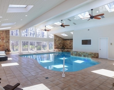 24 William Penn Rd - Photo Thumbnail 18