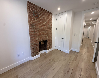 2320 Bedford Ave - Photo Thumbnail 6