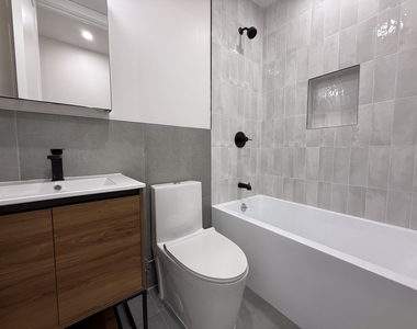 2320 Bedford Ave - Photo Thumbnail 7