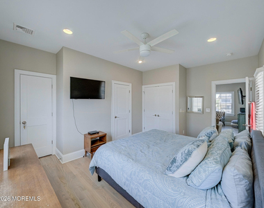 231 Bryn Mawr Avenue - Photo Thumbnail 17