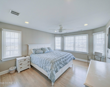 231 Bryn Mawr Avenue - Photo Thumbnail 23