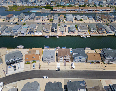 231 Bryn Mawr Avenue - Photo Thumbnail 1