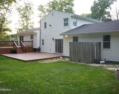 221 New Central Avenue - Photo Thumbnail 12
