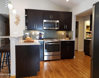 9 Winthrop Place - Photo Thumbnail 3