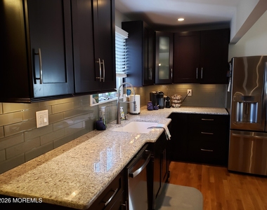9 Winthrop Place - Photo Thumbnail 4