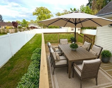 27 Runyon Avenue - Photo Thumbnail 7