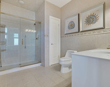 233-3 Beachfront - Photo Thumbnail 12