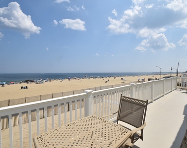 233-3 Beachfront - Photo Thumbnail 1