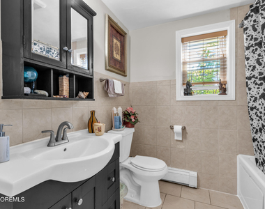12 Jacobson Street - Photo Thumbnail 6