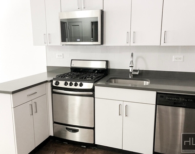 East 35 Street - Photo Thumbnail 4
