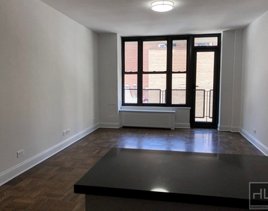 East 35 Street - Photo Thumbnail 1