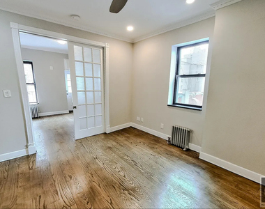 2 Avenue - Photo Thumbnail 1