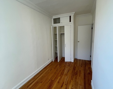 York Avenue - Photo Thumbnail 6
