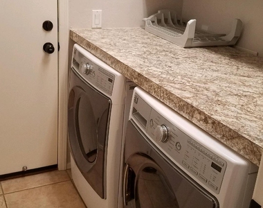 2045 E Indian Wells Drive - Photo Thumbnail 19