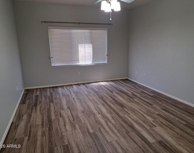 2045 E Indian Wells Drive - Photo Thumbnail 11