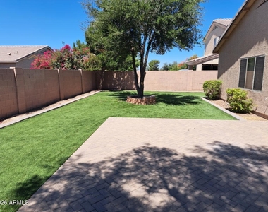 2045 E Indian Wells Drive - Photo Thumbnail 2