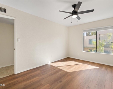 3600 N Hayden Road - Photo Thumbnail 17