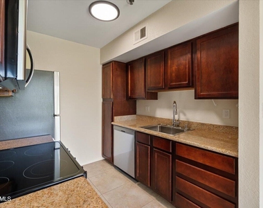 3600 N Hayden Road - Photo Thumbnail 5