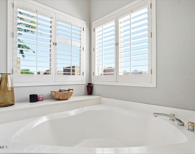 9070 E Gary Road - Photo Thumbnail 22