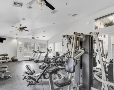 11375 E Sahuaro Drive - Photo Thumbnail 32