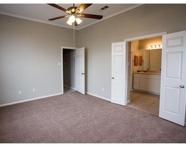 1006 Port Aransas Drive - Photo Thumbnail 8