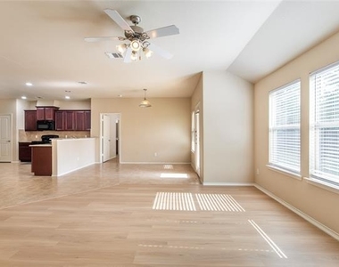5213 Rustic Ridge Drive - Photo Thumbnail 9