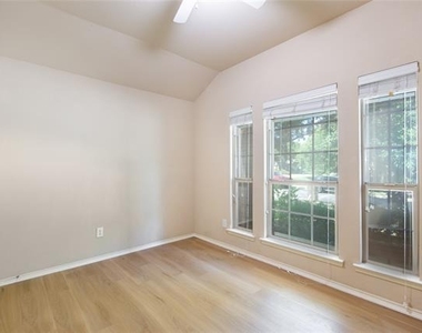 5213 Rustic Ridge Drive - Photo Thumbnail 4