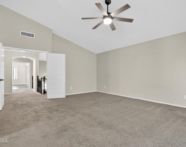 4302 E Mossman Road - Photo Thumbnail 31