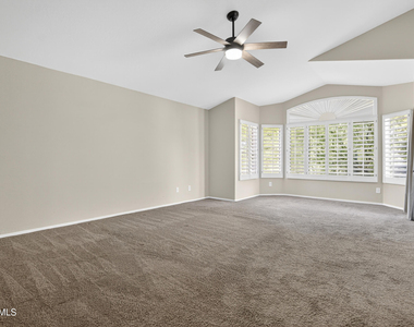 4302 E Mossman Road - Photo Thumbnail 27