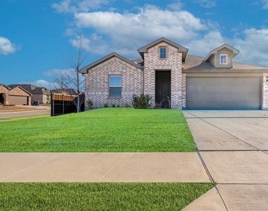 417 Destin Drive - Photo Thumbnail 1