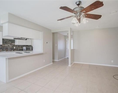 6409 Patino Court - Photo Thumbnail 12