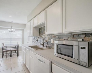 6409 Patino Court - Photo Thumbnail 9