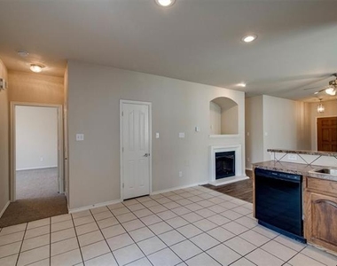 10860 Hawks Landing Road - Photo Thumbnail 9