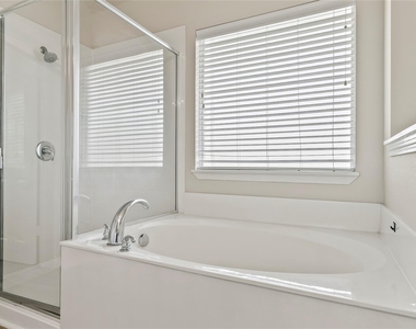 3904 Grantsville Drive - Photo Thumbnail 23
