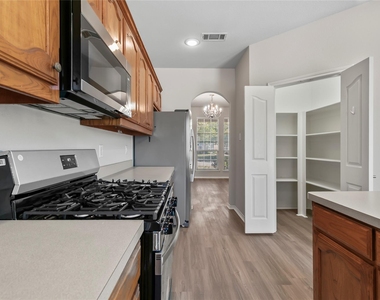 3904 Grantsville Drive - Photo Thumbnail 15