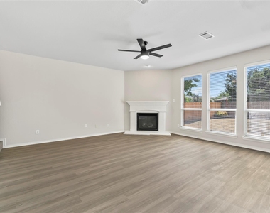3904 Grantsville Drive - Photo Thumbnail 8