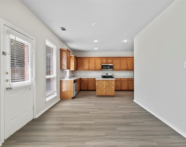3904 Grantsville Drive - Photo Thumbnail 12