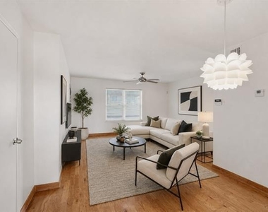 7937 Royal Lane - Photo Thumbnail 2
