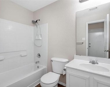 2152 Laughlin Road - Photo Thumbnail 21